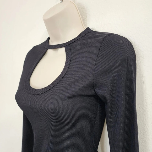 NASTY GAL Black Keyhole Neck Ribbed Bodysuit Size 1 NWT - Picture 6 of 10